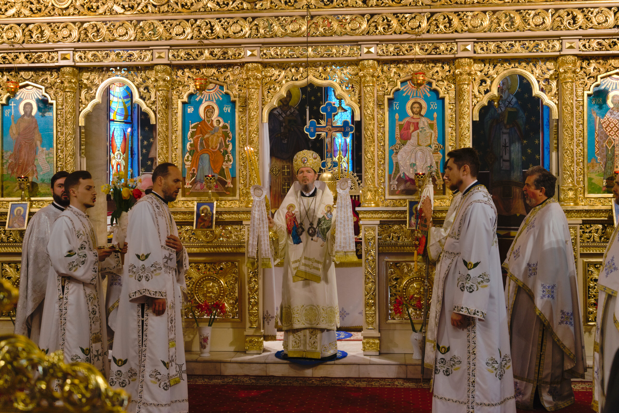 Vizita Preasfințitului Părinte Sofroniu la Biserica Albastră cu ocazia hramului de primăvară, Sf. Mare Muceninc Gheorghe purtătorul de biruință