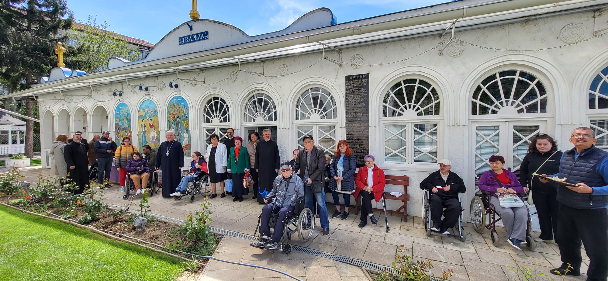 Comuniune liturgică și slujire filantropică la hramul Bisericii Albastre din Oradea